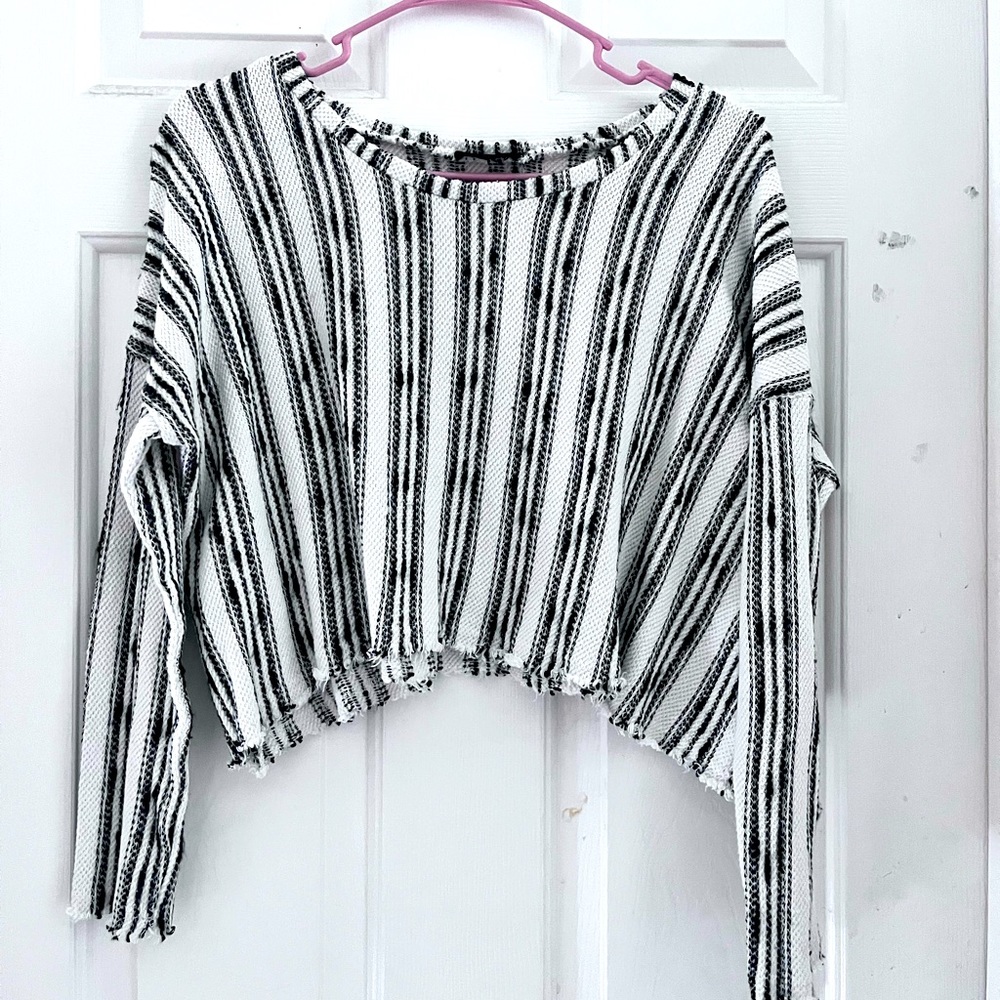 Black and White Long sleeve
